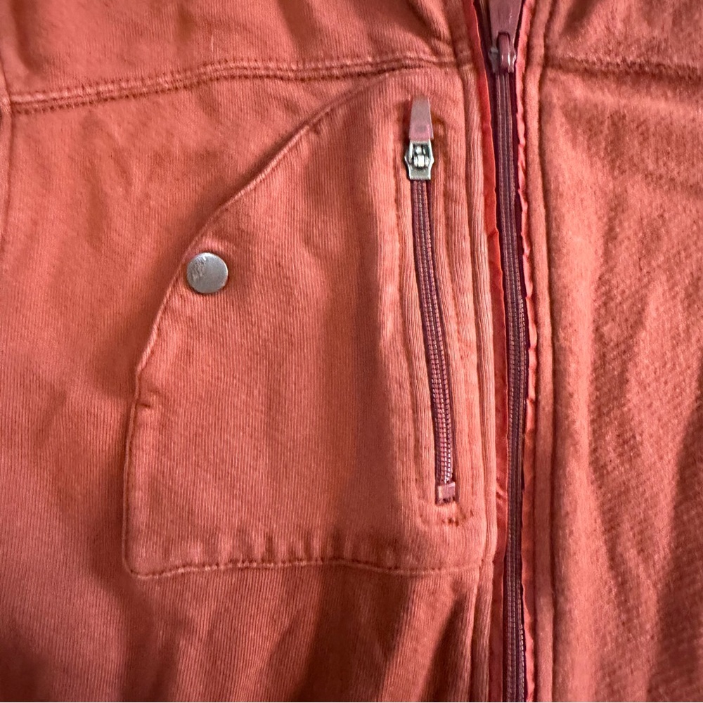 FP MOVEMENT Snap Shot Zippered Pocket Hooded Vest size M - Picture 5 of 7
